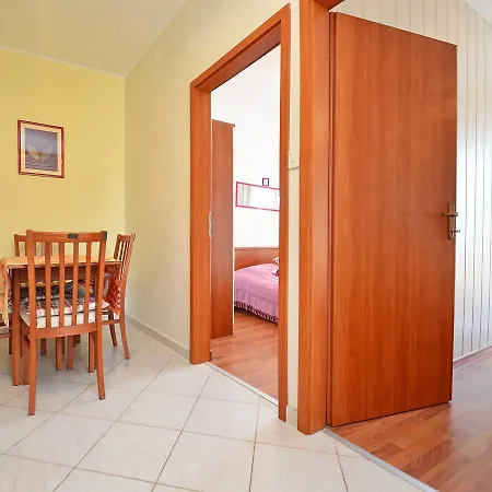 Mira-2 By Interhome Apartamento